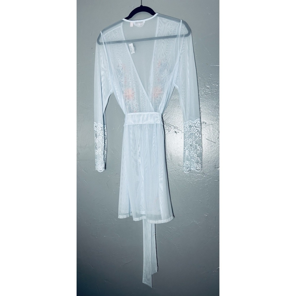 La Vie En Rose Embroidered Blue Robe With‎ Lace Detail Size S/M - Picture 2 of 12